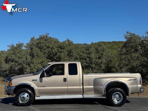 Used 1999 Ford F350 XLT image 5