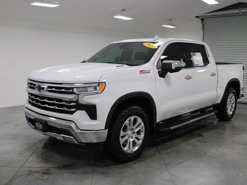Used 2024 Chevrolet Silverado 1500 LTZ image 4