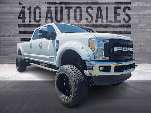Used 2017 Ford F350 Lariat w/ Lariat Ultimate Package AWD/4WD image 1