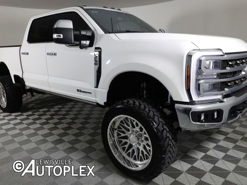 Used 2026 Ford F250 King Ranch w/ Chrome Package image 3