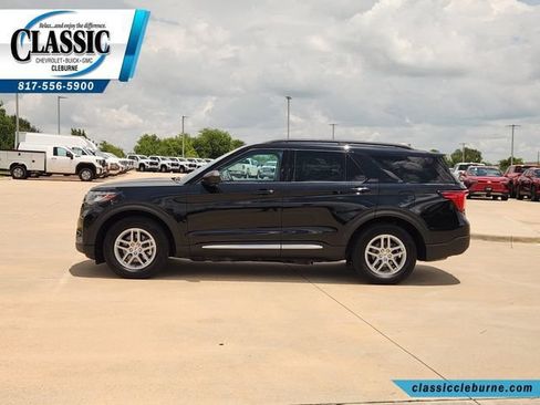 Used 2025 Ford Explorer Active RWD image 7