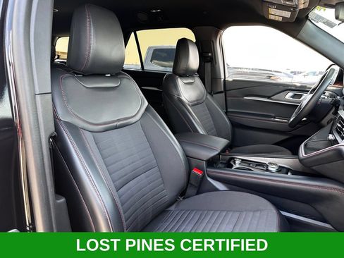 Used 2025 Ford Explorer ST-Line RWD image 30