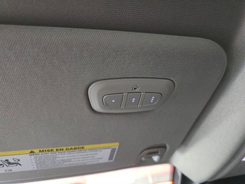 Used 2022 RAM 1500 Laramie AWD/4WD image 30