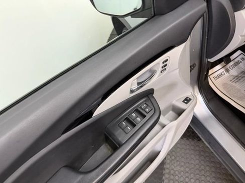 Used 2019 Honda Pilot Elite image 18