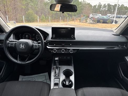 Used 2023 Honda Civic EX image 16