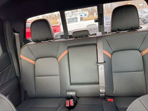 Used 2025 GMC Canyon AT4 w/ Technology Plus Package image 13