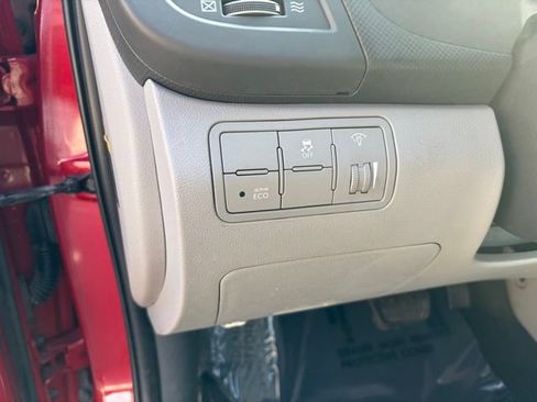 Used 2017 Hyundai Accent Value Edition FWD image 17