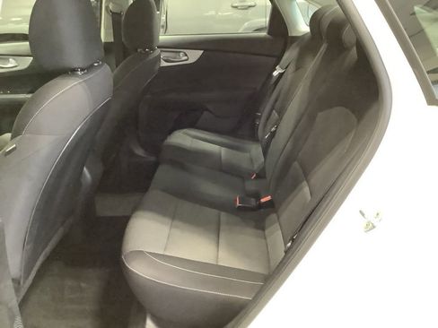 Certified 2023 Kia Forte LXS w/ LXS Technology Package image 9