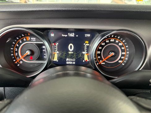 Used 2020 Jeep Gladiator Sport w/ Quick Order Package 24S image 22