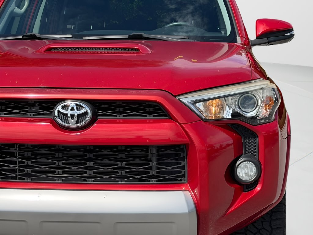 Used 2019 Toyota 4Runner TRD Off-Road Premium AWD/4WD image 9