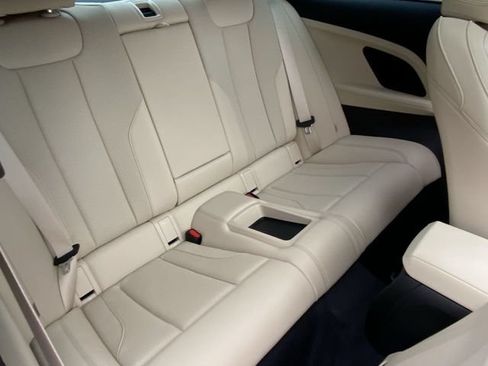 Used 2026 BMW 230i Coupe w/ Premium Package RWD image 13