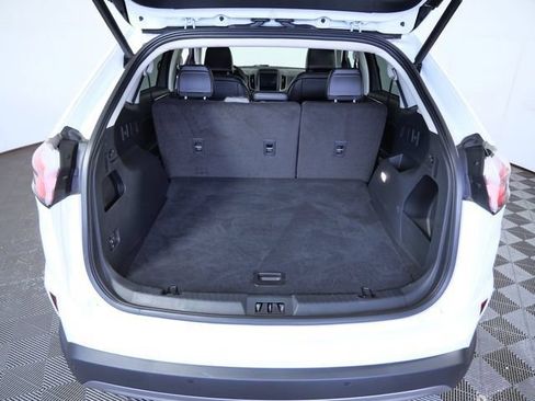 Certified 2024 Ford Edge SEL w/ Convenience Package AWD/4WD image 8
