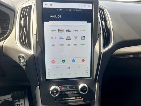 Used 2024 Ford Edge SEL image 20