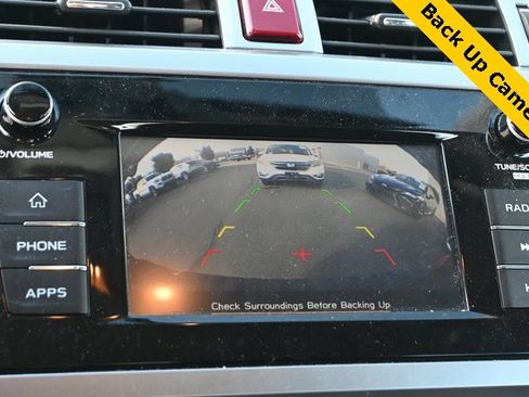 Used 2018 Subaru Outback 2.5i image 2