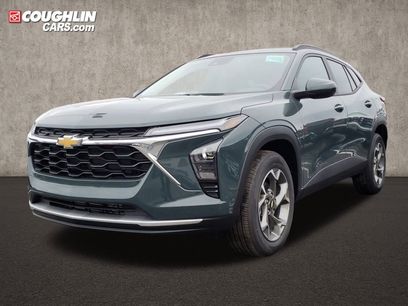 New 2026 Chevrolet Trax LT w/ Sunroof Package