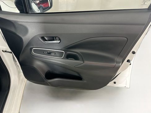 Used 2025 Nissan Versa SR w/ Trunk Package image 30