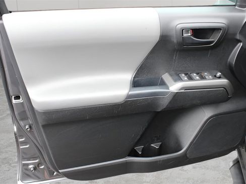 Certified 2023 Toyota Tacoma SR5 image 20