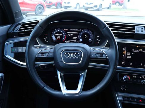 Used 2023 Audi Q3 2.0T Premium AWD/4WD image 15