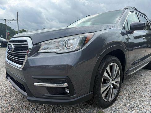 Used 2022 Subaru Ascent Limited w/ Technology Package AWD/4WD image 10