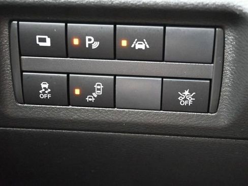Used 2025 Nissan Kicks Play S FWD image 26