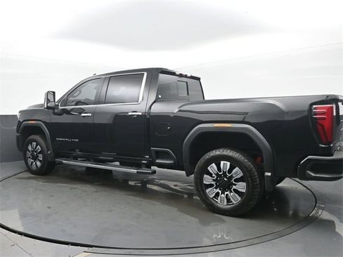 Used 2024 GMC Sierra 2500 Denali w/ Denali Reserve Package image 7