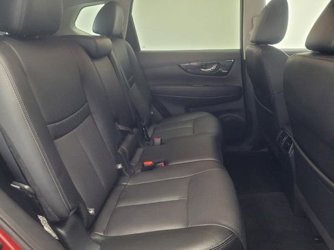 Used 2019 Nissan Rogue SL w/ Premium Package AWD/4WD image 19