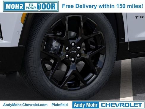 New 2026 Chevrolet Traverse RS w/ LPO, Floor Liner Package AWD/4WD image 11