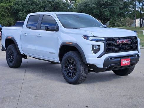 New 2026 GMC Canyon Elevation w/ Convenience Package RWD image 2