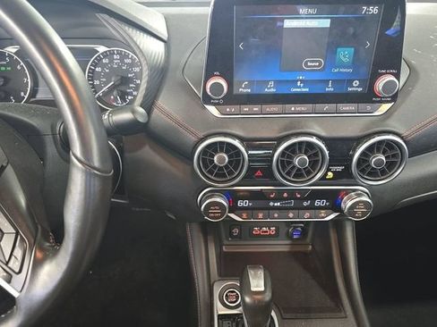 Used 2025 Nissan Sentra SR w/ SR Premium Package FWD image 9