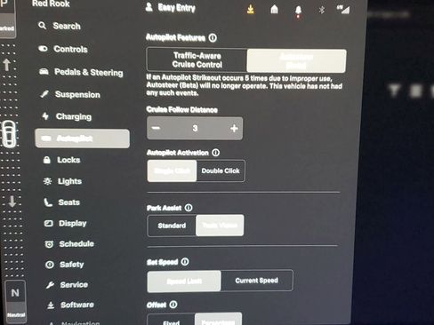 Used 2021 Tesla Model S Plaid image 33