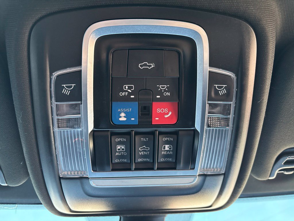 Used 2022 RAM 2500 Laramie AWD/4WD image 49