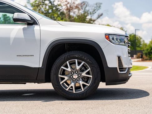 Used 2022 GMC Acadia SLE FWD image 9