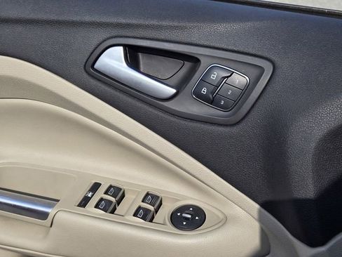 Used 2016 Ford Escape Titanium w/ Equipment Group 301A image 22