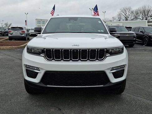 Used 2022 Jeep Grand Cherokee Limited 4xe w/ Luxury Tech Group II AWD/4WD image 2