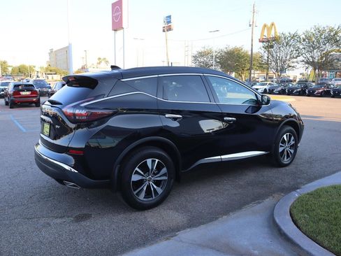 Certified 2024 Nissan Murano SV image 9