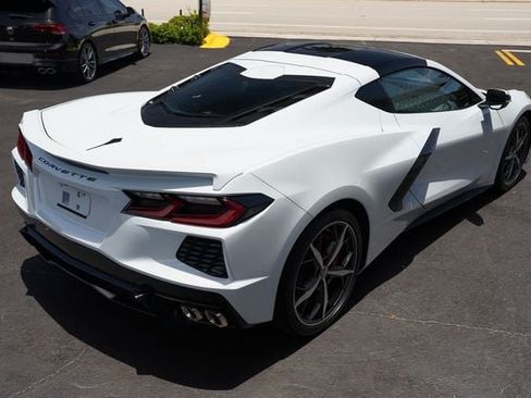 Used 2022 Chevrolet Corvette Stingray Coupe w/ Engine Appearance Package RWD image 15