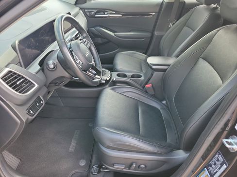 Used 2024 Kia Seltos EX FWD image 4