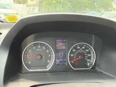 Used 2011 Honda CR-V SE image 4