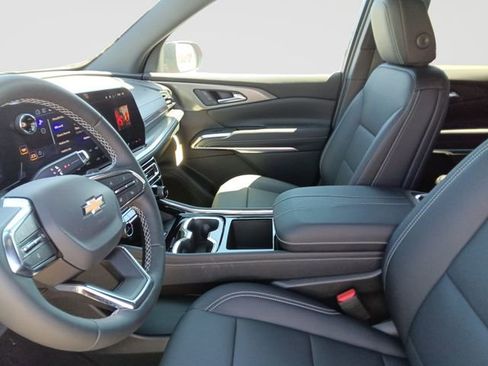 New 2026 Chevrolet Traverse LT w/ Driver Confidence Package AWD/4WD image 10