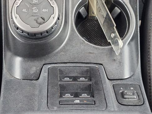 Used 2022 Ford Bronco Black Diamond image 20