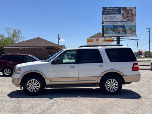 Used 2011 Ford Expedition XLT w/ 201A Rapid Spec Order Code RWD image 8
