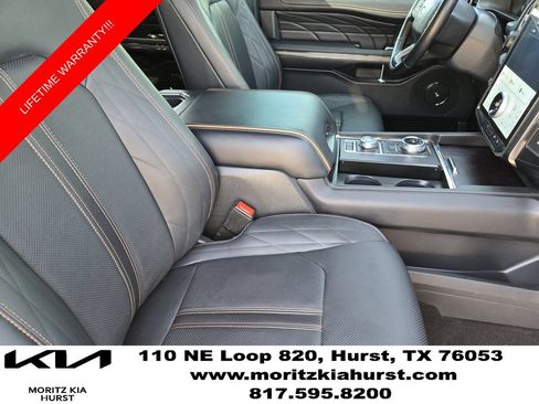 Used 2024 Ford Expedition Platinum AWD/4WD image 19