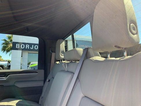 New 2025 GMC Sierra 2500 SLT w/ SLT Convenience Package image 11