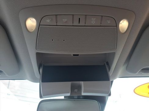 Used 2022 Nissan Rogue Sport S image 22