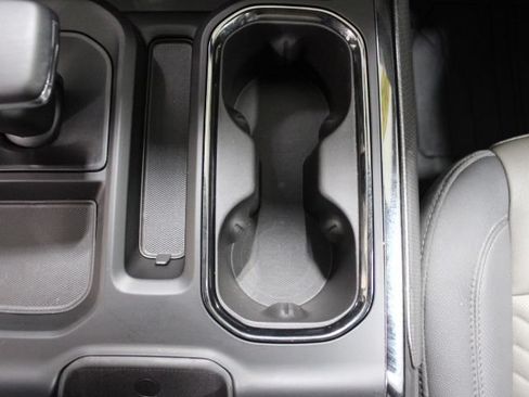 Used 2024 Chevrolet Silverado 1500 ZR2 AWD/4WD image 35