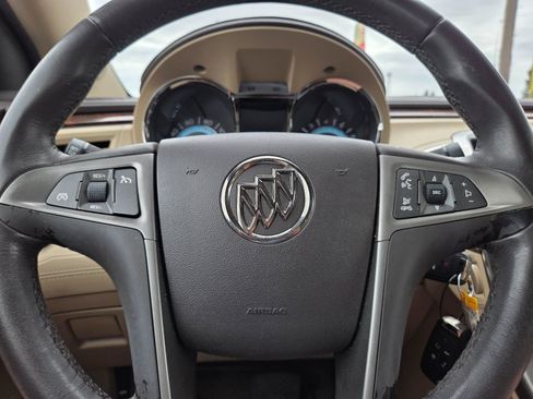 Used 2011 Buick LaCrosse CXL w/ Entertainment Package FWD image 17