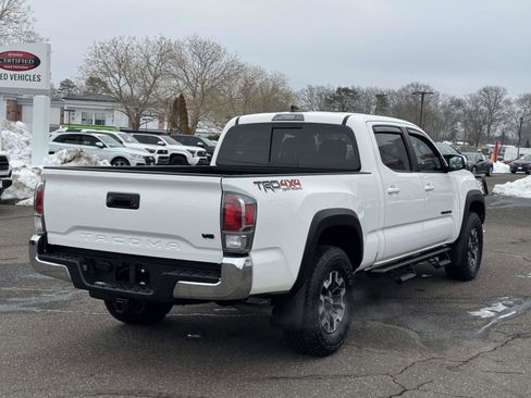 Certified 2022 Toyota Tacoma TRD Off-Road image 6