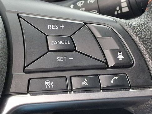 Used 2024 Nissan Versa SR FWD image 22