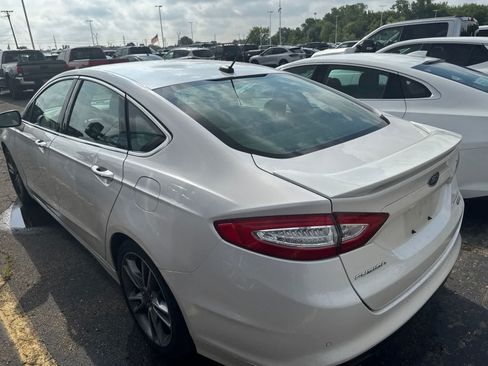 Used 2016 Ford Fusion Titanium FWD image 16