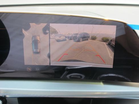 New 2025 Cadillac Lyriq Luxury image 17